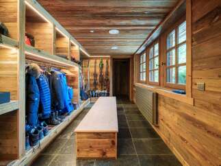 Experience the ultimate alpine lifestyle in this beautifully appointed ski lodge.