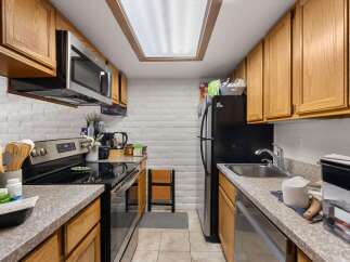 For Sale in Aspen with 1 Bed and 1 Bathroom
