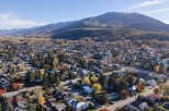 Experience the charm of this picturesque mountain town during the vibrant autumn season.