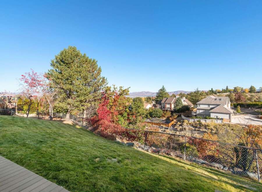 Enjoy breathtaking panoramic views from this stunning property, perfect for those seeking a luxurious lifestyle.