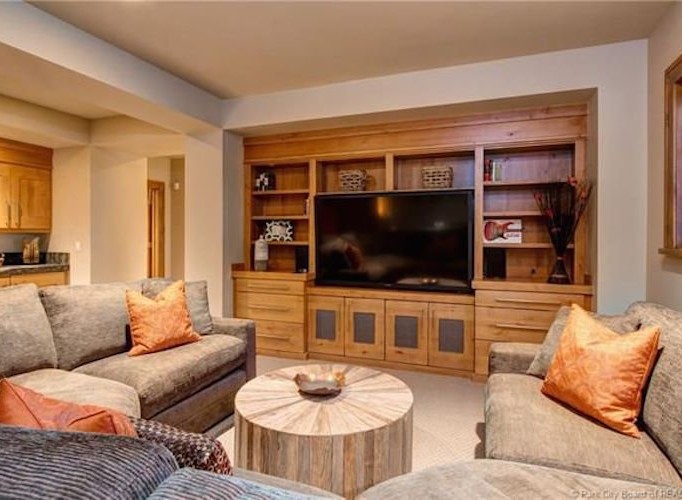 This stunning property boasts a spacious, light-filled family room, perfect for relaxation and entertainment.