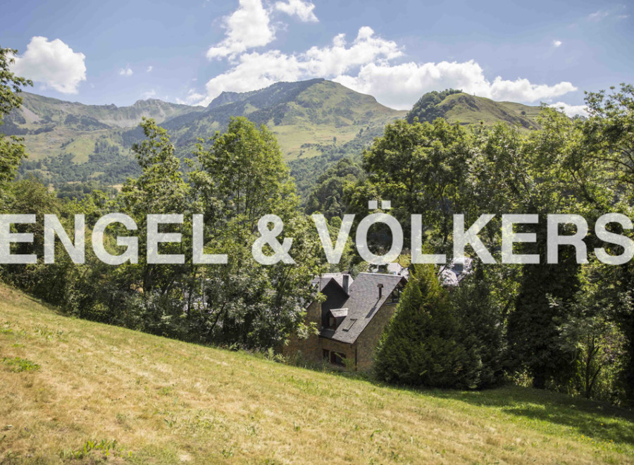Mountain view house nestled in the Pyrenees.