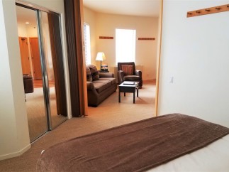 Discover a cozy retreat with this inviting property.