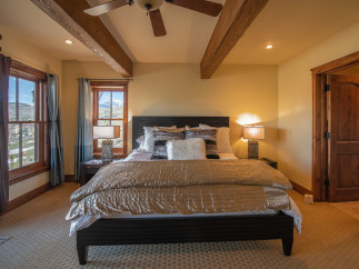 Luxurious mountain getaway with stunning views.