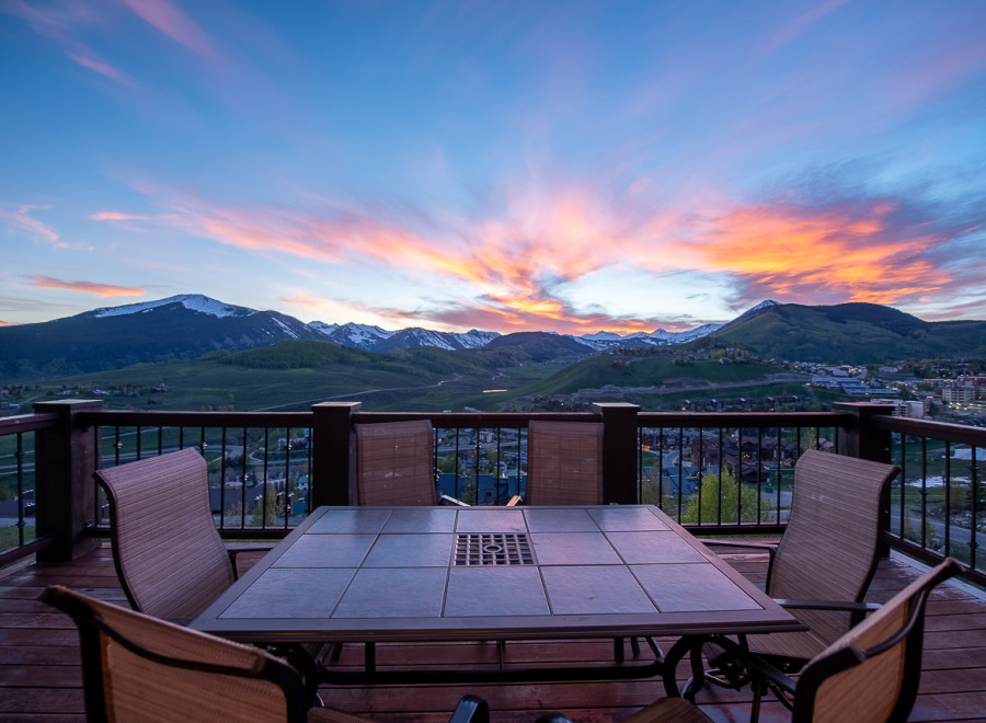 Wake up to breathtaking sunrise views over the majestic mountain range from your private deck.
