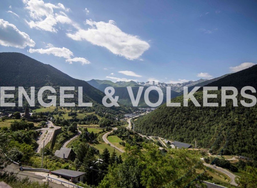Nestled in the breathtaking Pyrenees Mountains, this exceptional property offers unparalleled views and tranquility.