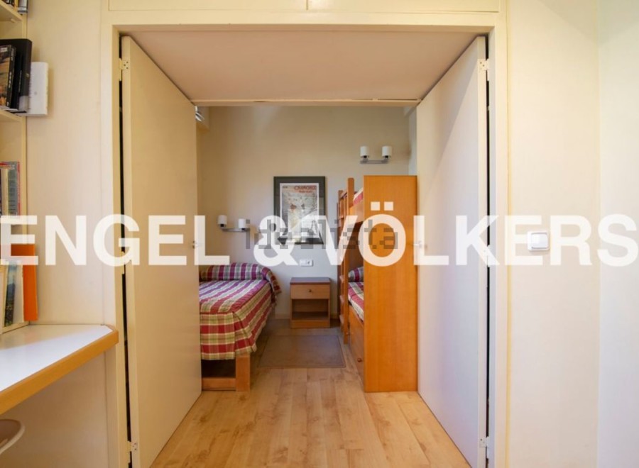This charming property boasts a well-equipped bunk bed room, perfect for families or guests.