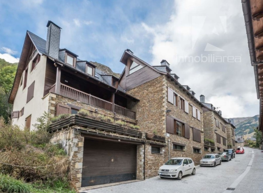 Discover a charming property with a unique architectural design.