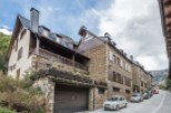 Discover a charming property with a unique architectural design.