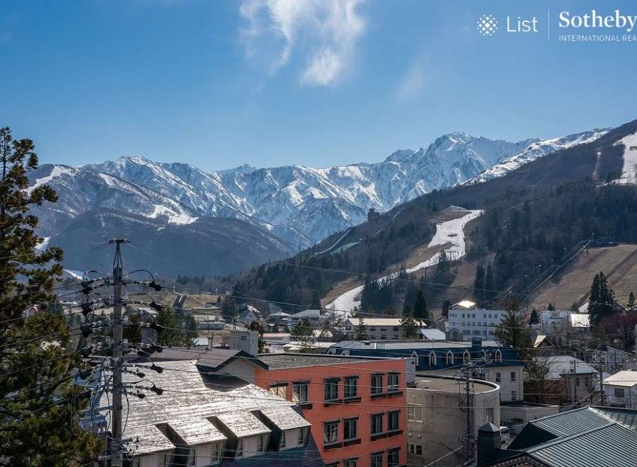 This stunning property boasts breathtaking views of the Japanese Alps, offering a serene escape in a vibrant mountain town.