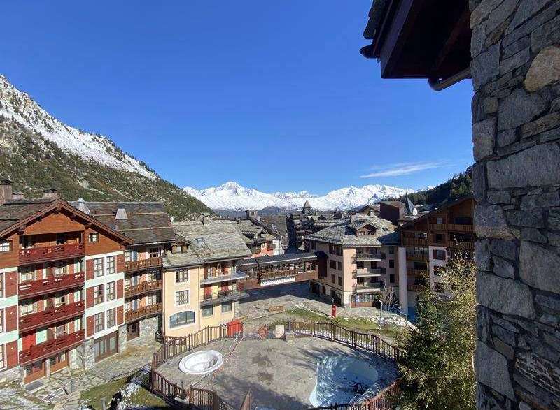 Enjoy breathtaking mountain views from this stunning property.