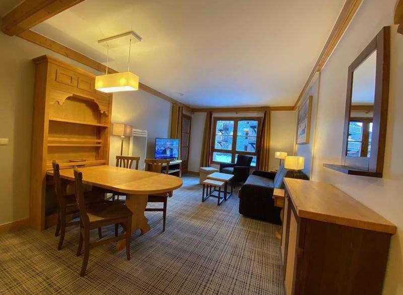 Discover a cozy retreat in this charming property, perfect for a relaxing getaway.