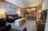 Discover a cozy retreat in this charming property, perfect for a relaxing getaway.