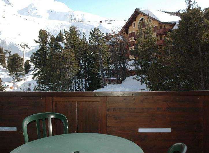 Enjoy breathtaking mountain views from this cozy property.