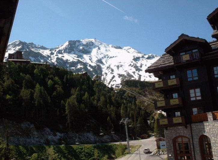 Experience the ultimate mountain getaway in this stunning property.