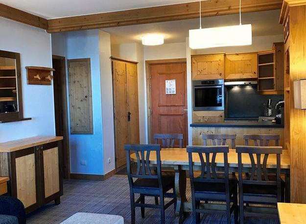 Discover a cozy retreat in this charming property, perfect for a relaxing getaway.