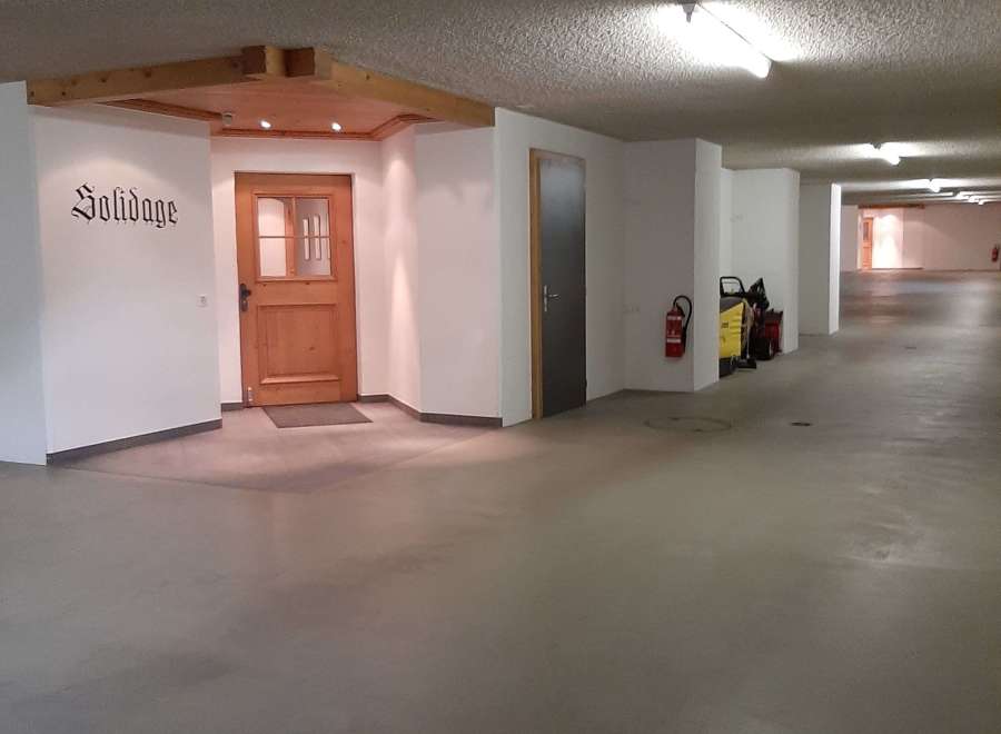 Explore the spacious interior of this property, featuring a well-lit, open layout.