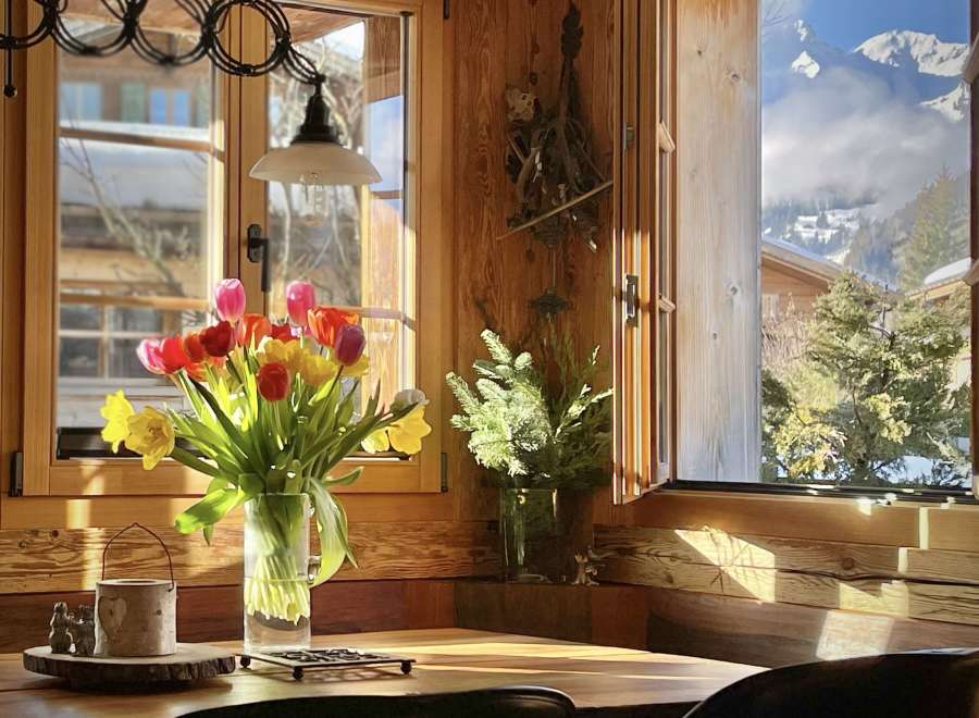 Experience the charm of this cozy cabin with stunning mountain views.