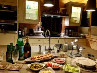 Cozy kitchen with a touch of elegance.