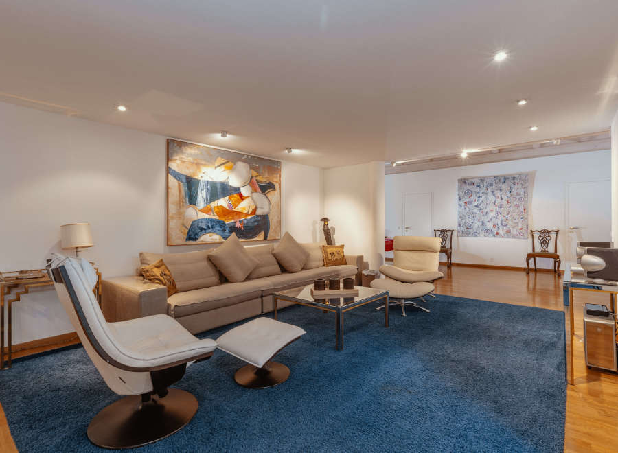 This stunning living room boasts a modern design with a touch of elegance.
