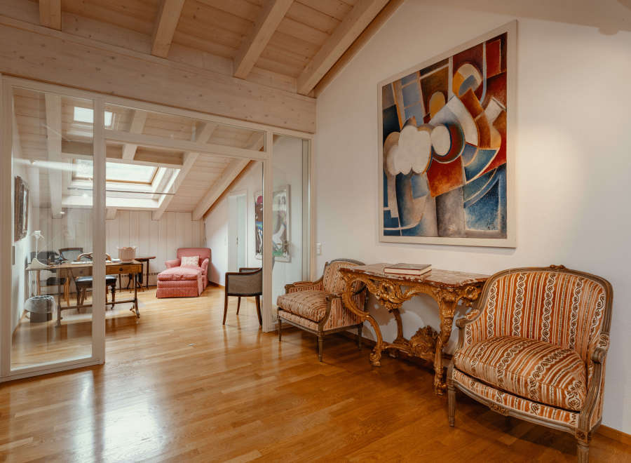 Elegant interior design with a touch of classic charm.