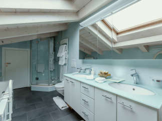 Discover a serene bathroom retreat.