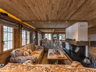 Experience the epitome of rustic luxury in this stunning chalet.