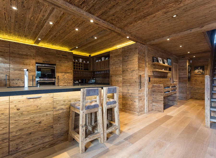 Experience rustic elegance in this stunning kitchen.