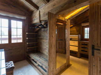 Step into rustic elegance with this stunning wooden interior.
