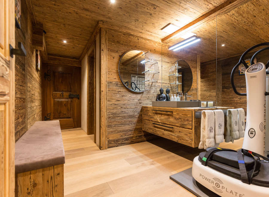 Experience luxury in this stunning property featuring exquisite wooden accents throughout.