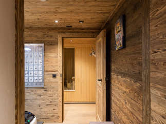 Step into a world of rustic elegance with this stunning interior.