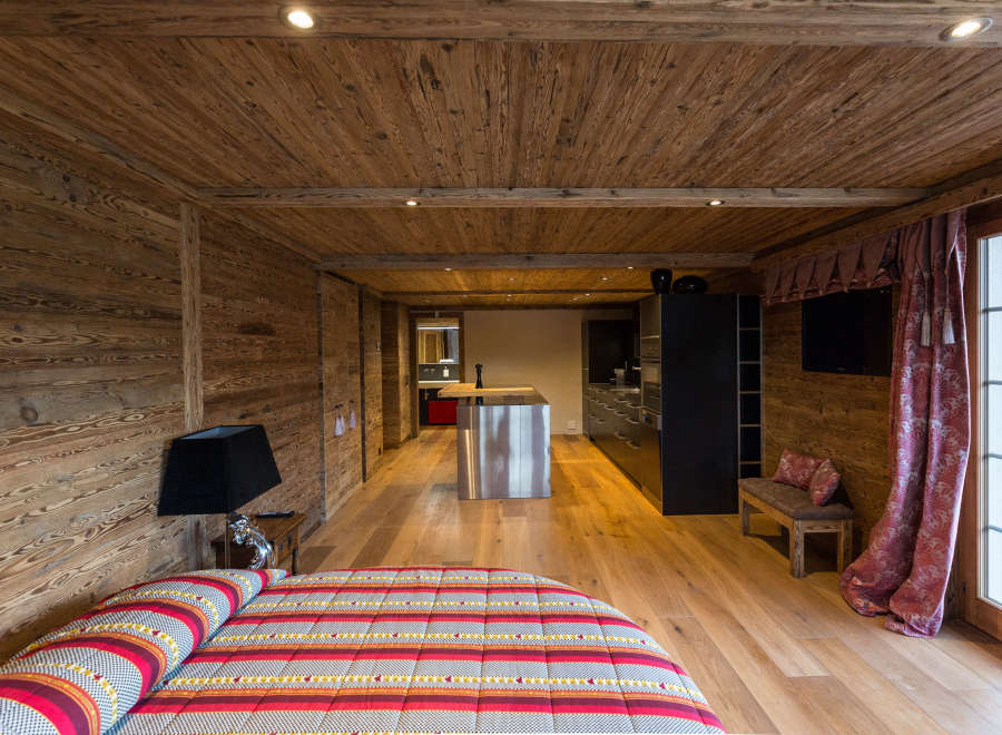 Experience rustic elegance in this stunning chalet-style interior.