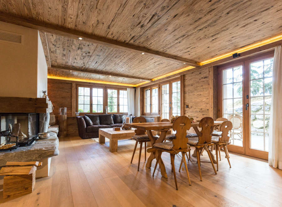 Experience rustic elegance in this stunning chalet.