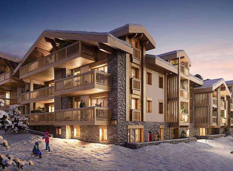 Experience luxury living in this stunning ski-in/ski-out property.
