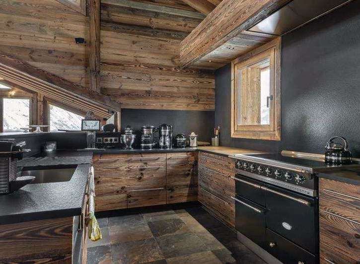 Experience rustic elegance in this stunning kitchen.