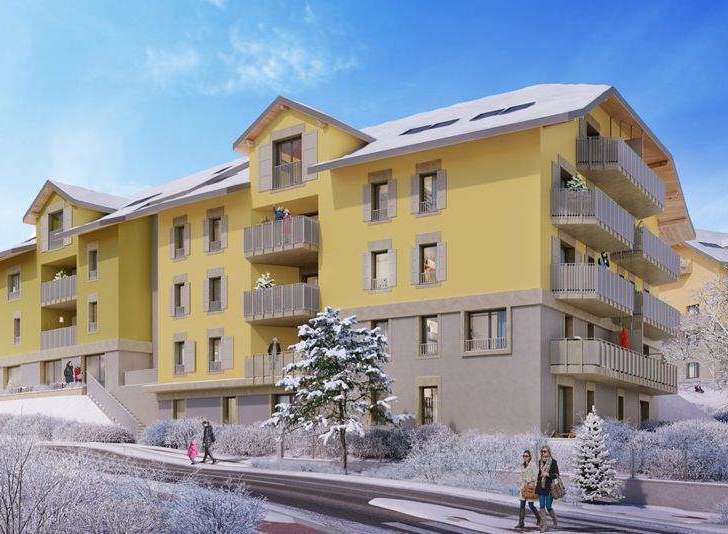 Discover your dream home in this stunning property! Featuring a beautiful yellow facade and modern balconies, this residence offers a perfect blend of style and comfort.