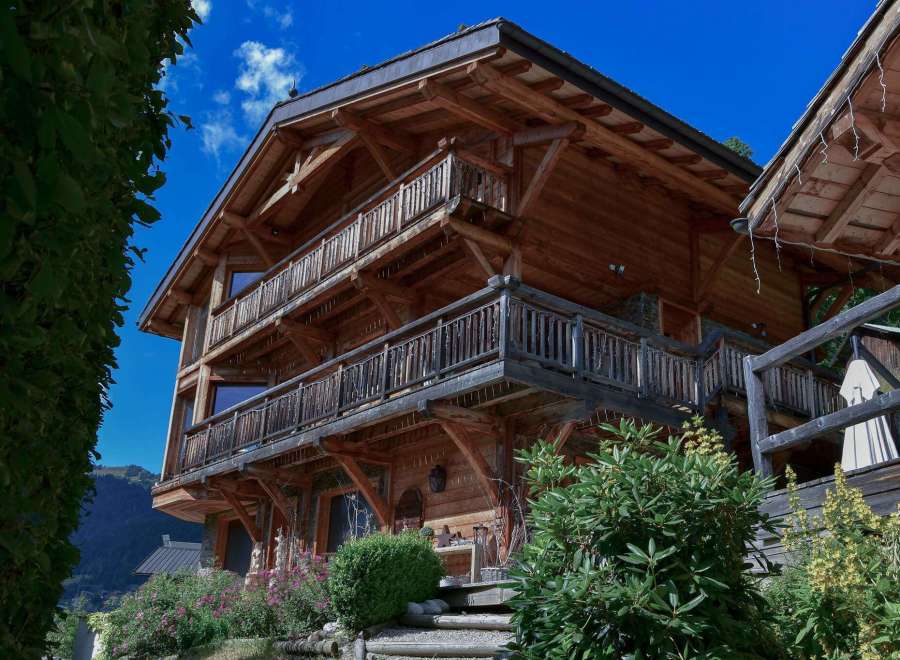 Discover the charm of this stunning wooden chalet, a perfect blend of rustic elegance and modern comfort.