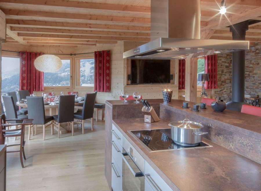 Experience the ultimate in luxury living with this stunning property.
