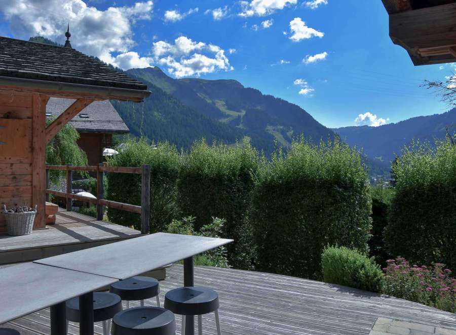 Enjoy breathtaking mountain views from this stunning property.