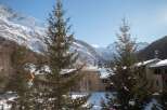 Experience the beauty of the mountains in this stunning property.