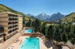 Enjoy breathtaking mountain views from this stunning property.