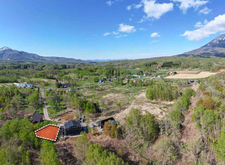 This stunning property boasts breathtaking views of majestic mountains and lush greenery.