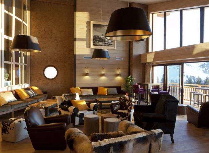 Experience luxury and comfort in this stunning property.