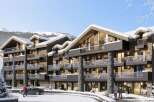 Nestled in a stunning snowy mountain setting, Steamboat Lodge offers luxurious apartments with private balconies.