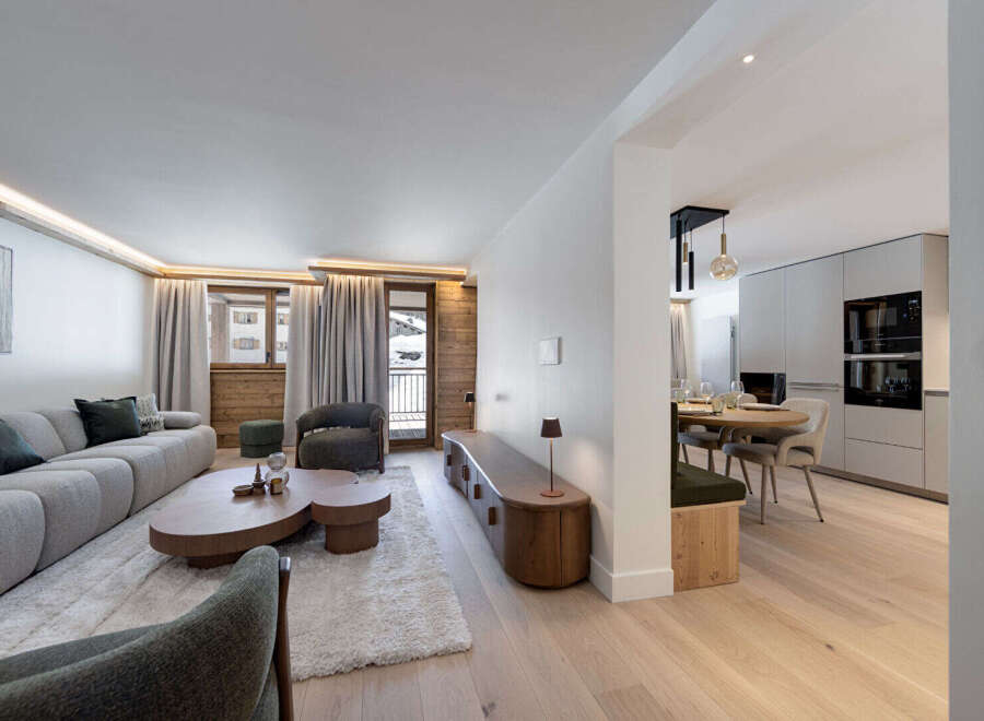 Experience luxury living in this stunning property, featuring a modern design and high-end finishes.
