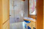 Discover a charming bathroom with a unique design.
