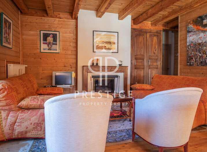 Step into a cozy cabin retreat with this inviting living space.