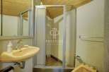 Discover a charming bathroom with a unique design.