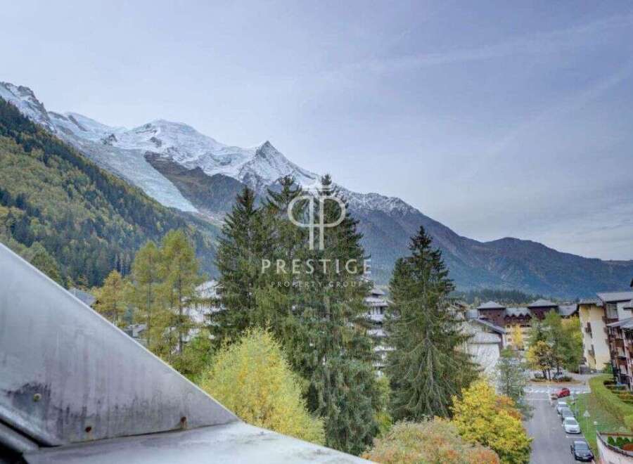 Discover breathtaking mountain views from this stunning property.