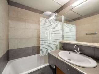 Discover a modern bathroom with a sleek design.